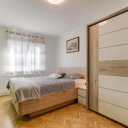 Two Bedroom Paris Apartment Rijeka