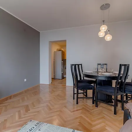 Apartment Two Bedroom Paris