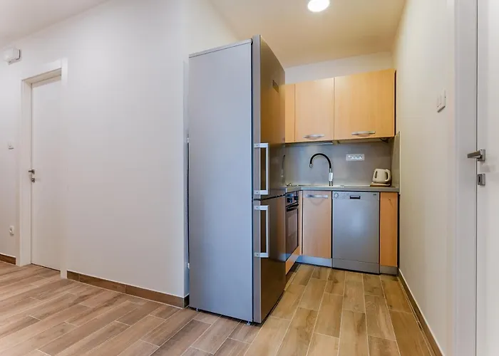 Two Bedroom Paris * Rijeka