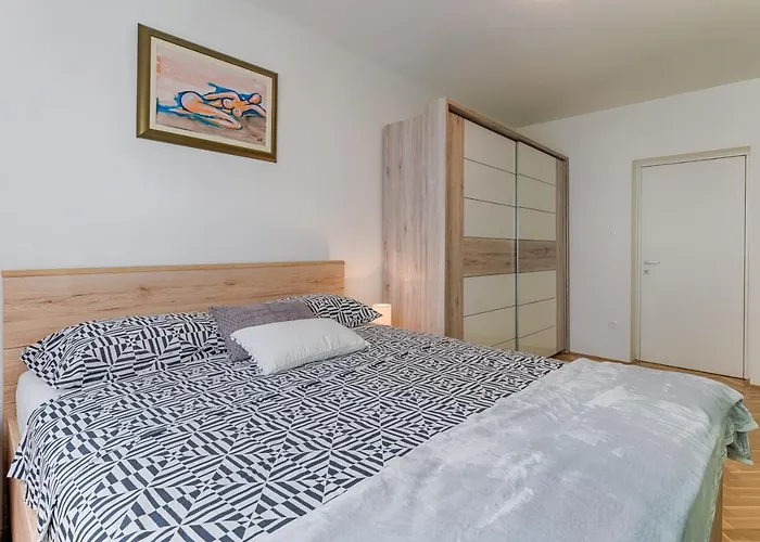 Two Bedroom Paris *